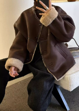 小香风外套女春秋款2023新款微胖mm法式别致娃娃领上衣